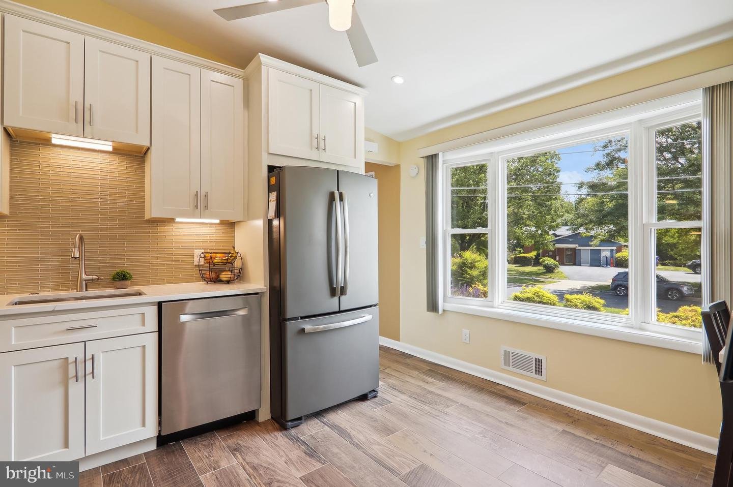 1024 Devere Dr