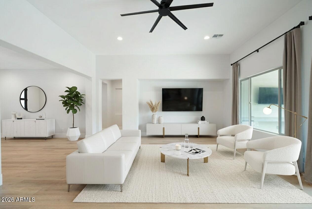 5537 E VIA CABALLO BLANCO