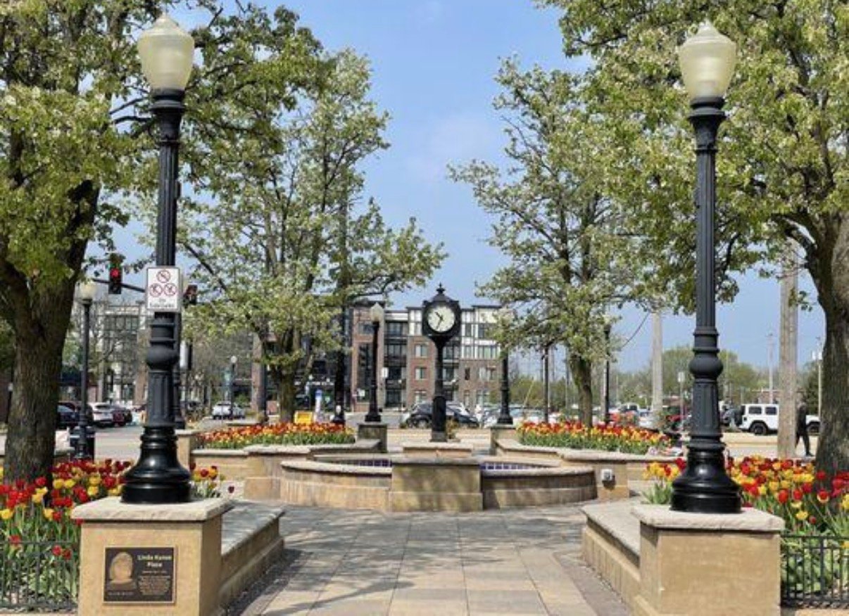Why Downers Grove Continues to Attract Buyers Year After Year cover