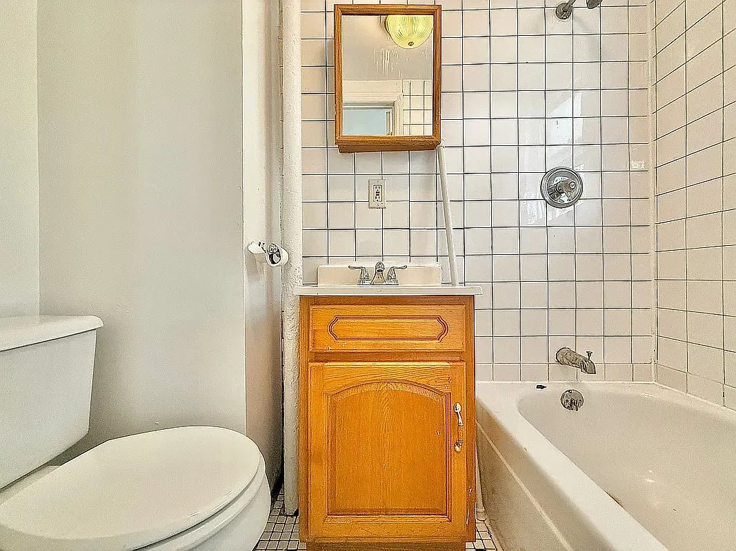 959 Metropolitan Avenue 3R