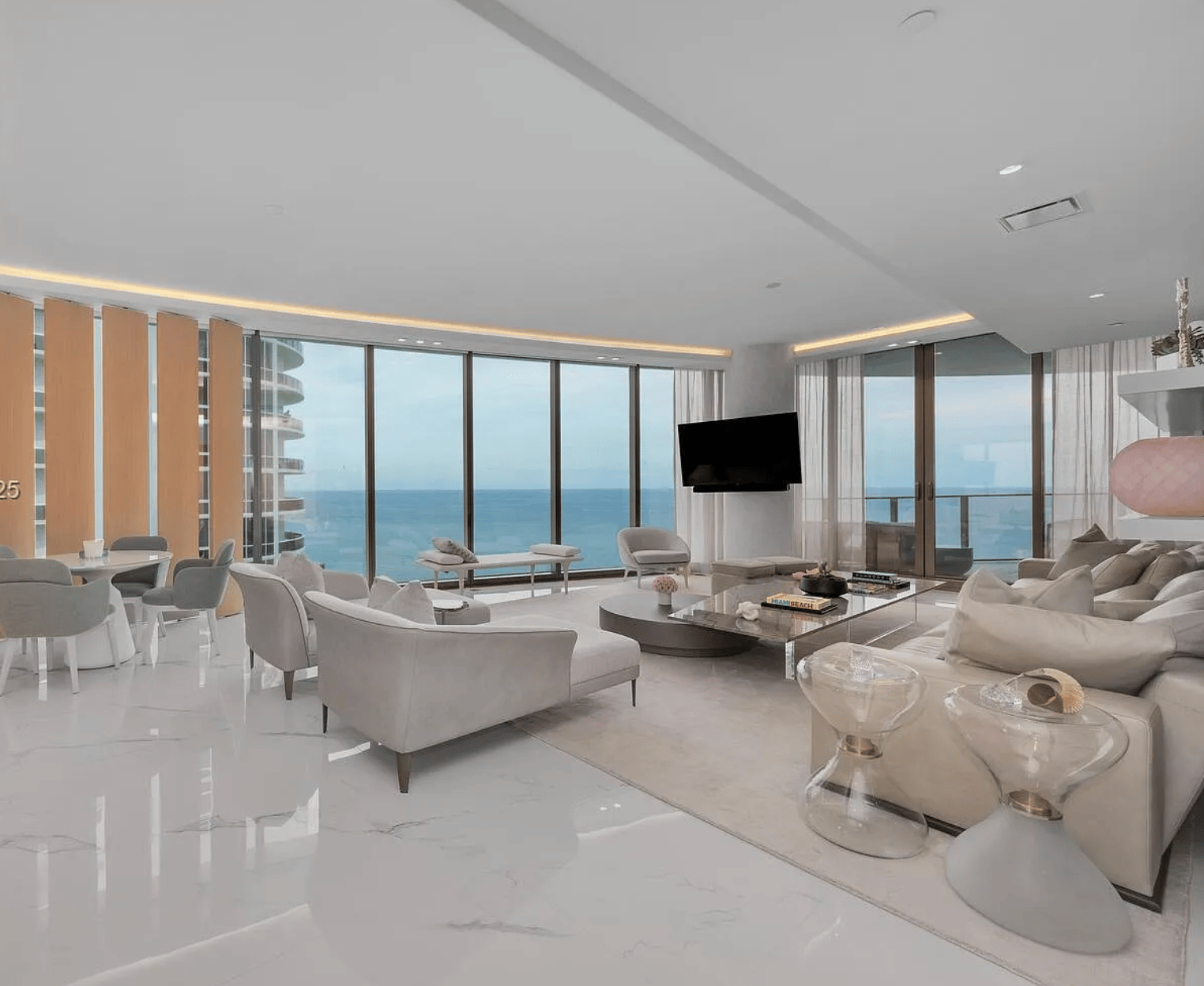 15701 Collins ave #3701