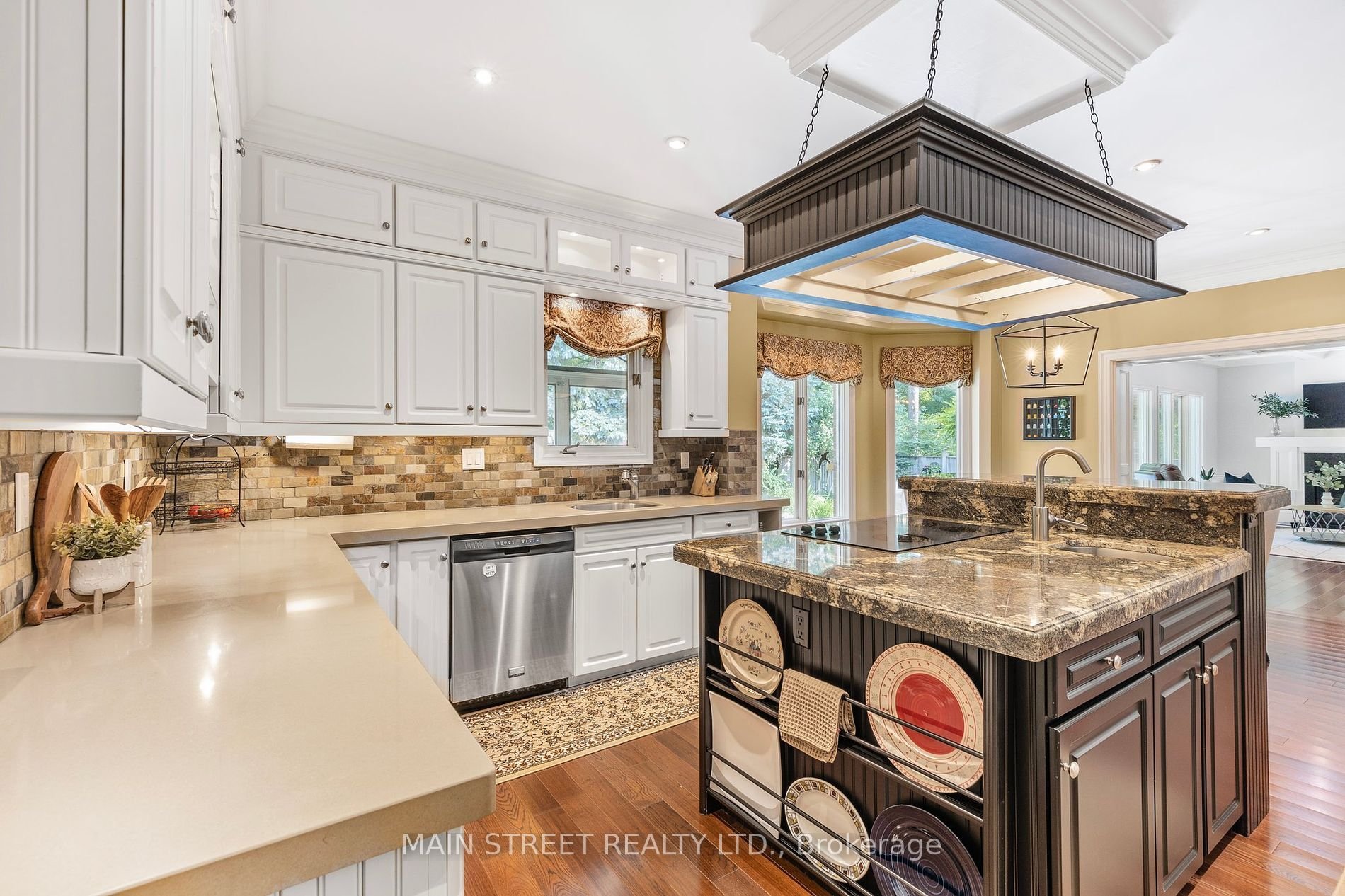 120 Willow Farm Lane, Aurora