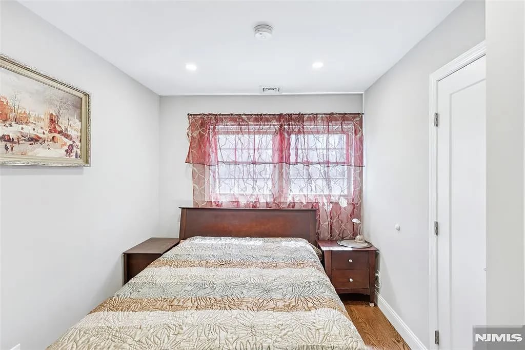 1 Diamond Court