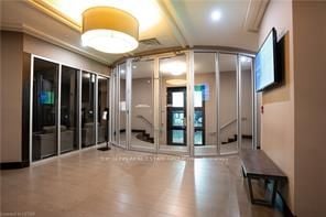 1235 Richmond St 1404