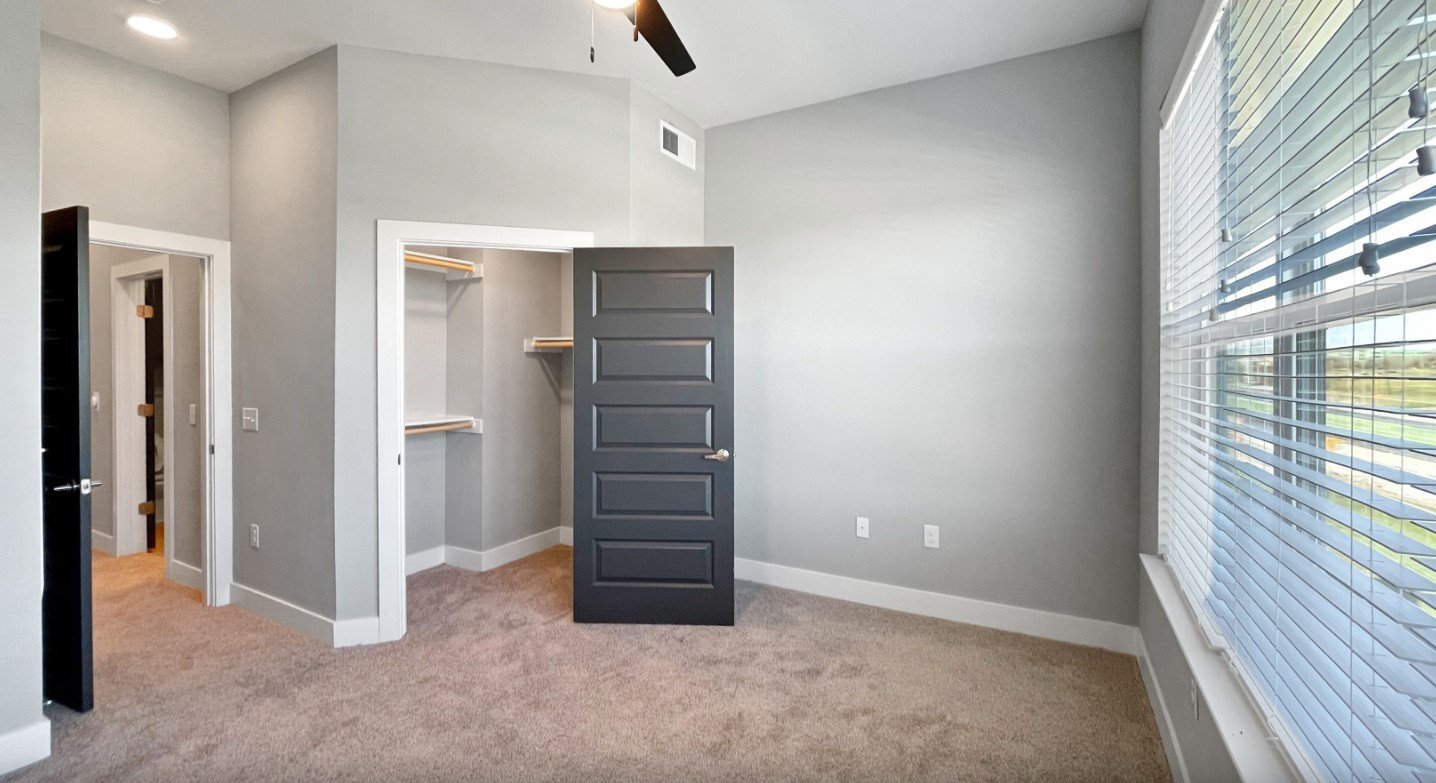 Spacious 2-floor living in NE Austin with up to 8-weeks free!