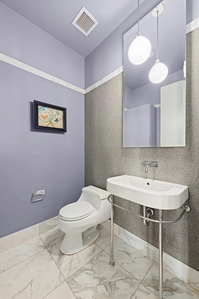 260 Park Ave S APT 10B