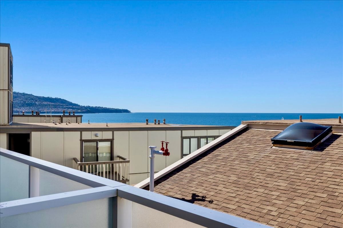 615 Esplanade #504 Redondo Beach