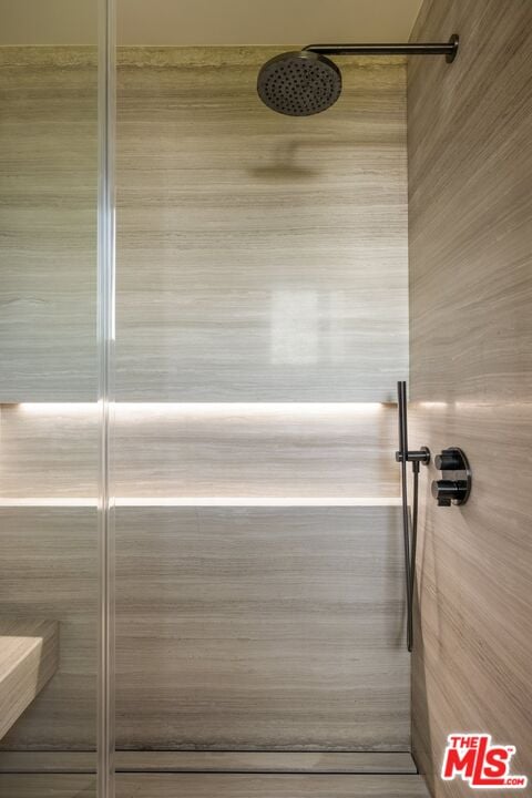 Aria Manor, Sunset Plaza Dr, 90069