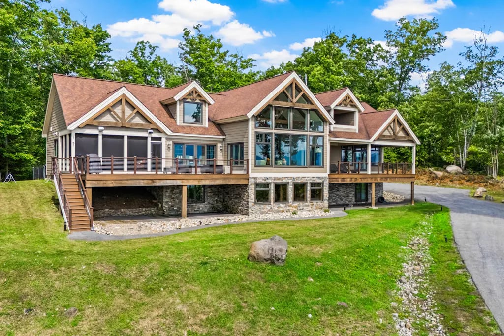 37 Lake Ridge Rd