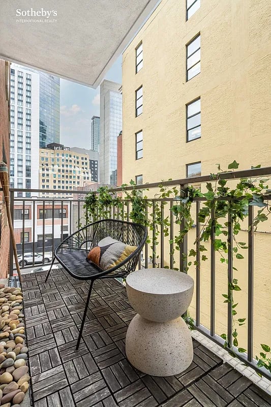 27-16 41st Ave #3D