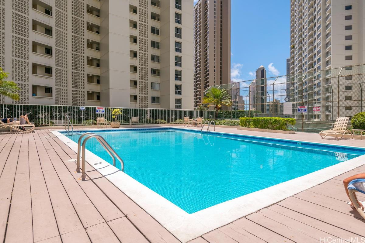 469 Ena Rd #1603, Honolulu 96815