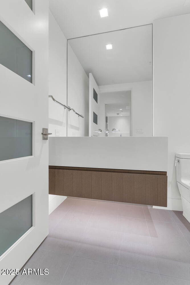 6587 N Palmeraie Blvd, #2007