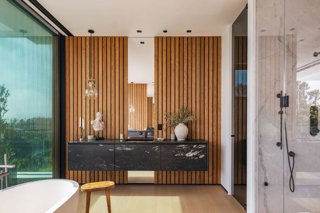 Skyreach Manor, Dume Dr, 90265