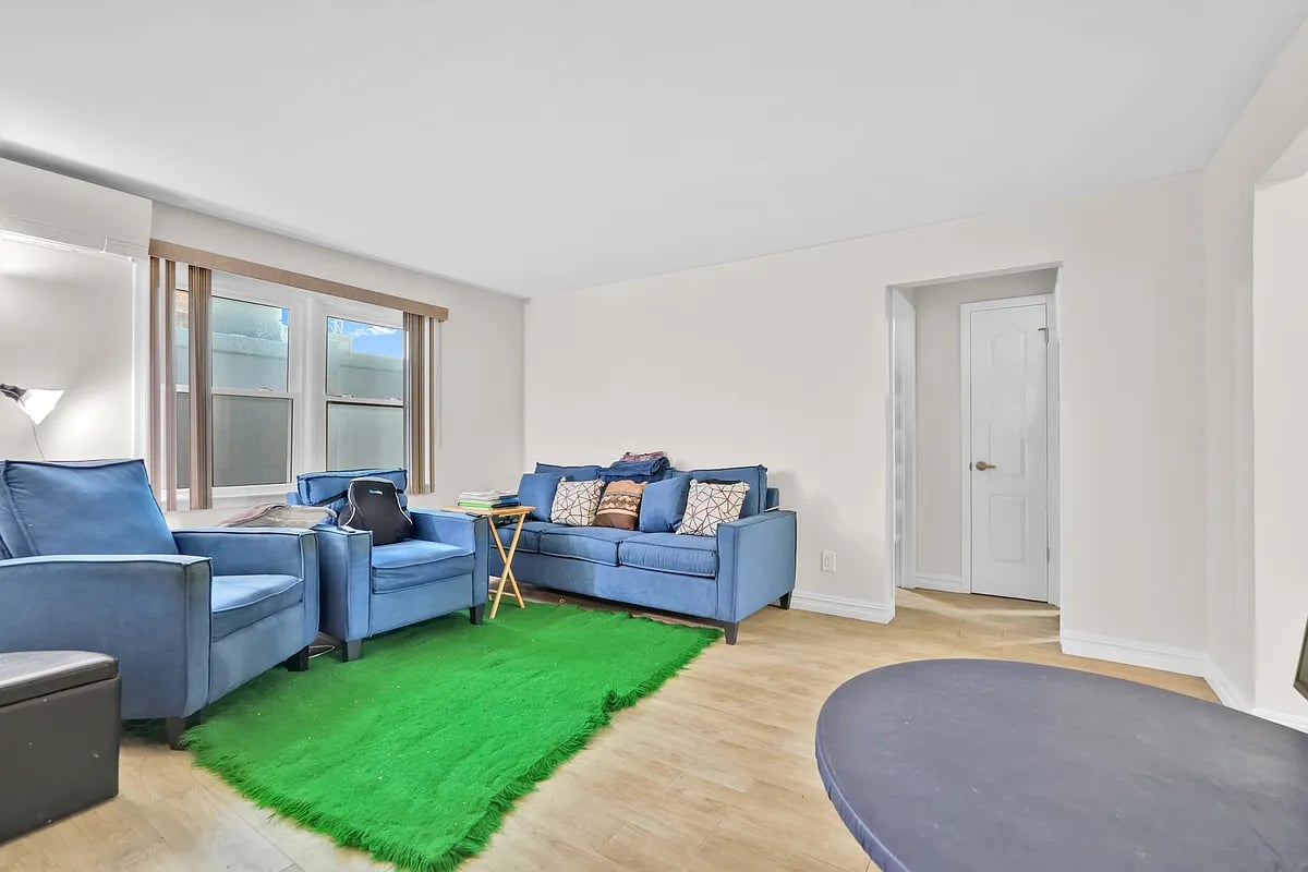 95-19 160th Ave #2FAM