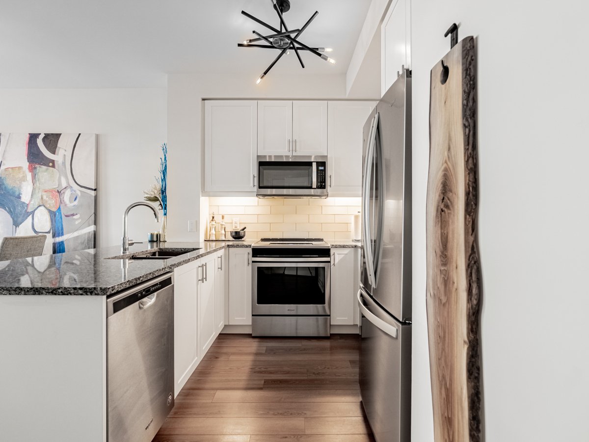 657 Cricklewood Dr 511