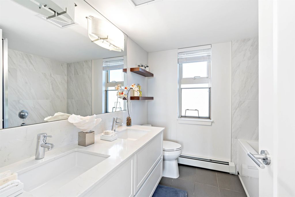 244 E 5th St, #15