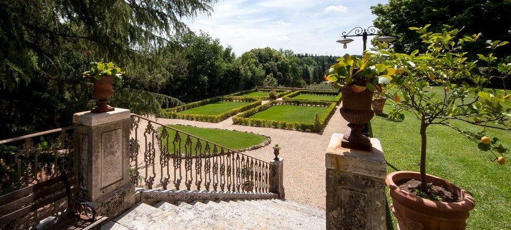 Period Villa Apartment With Private Garden