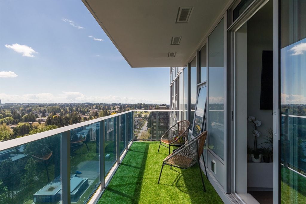 13615 Fraser Hwy, #1602