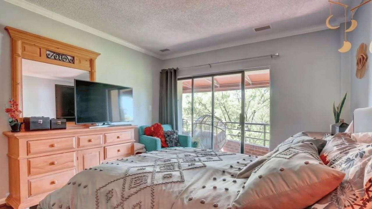 255 College Cross Unit #87, Norfolk, Virginia 23510