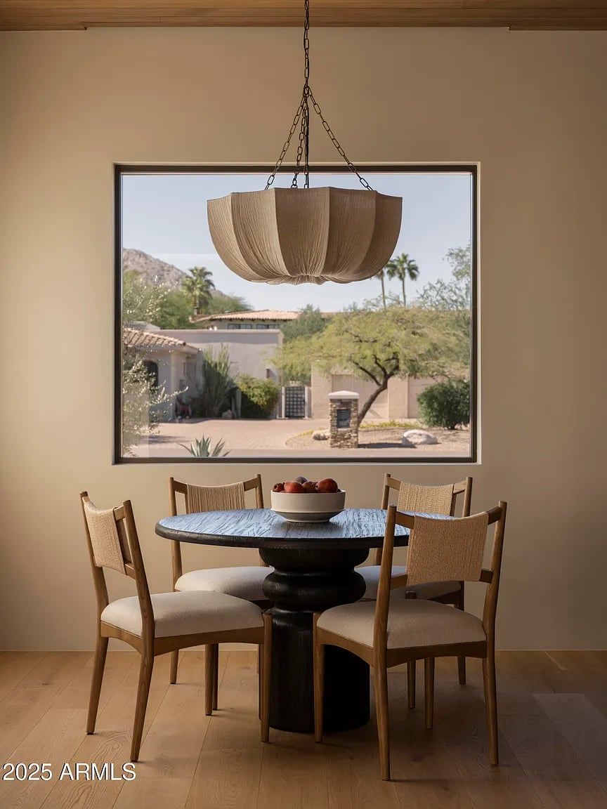 8631 N AVENIDA DEL SOL