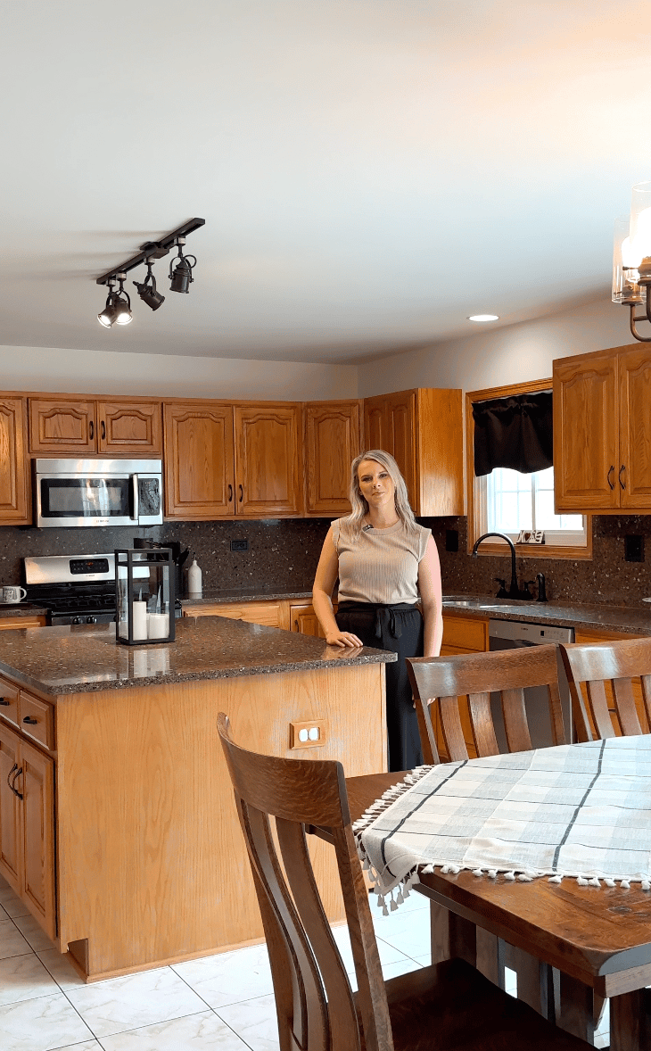 1817 Parkview Dr. Lisle, IL