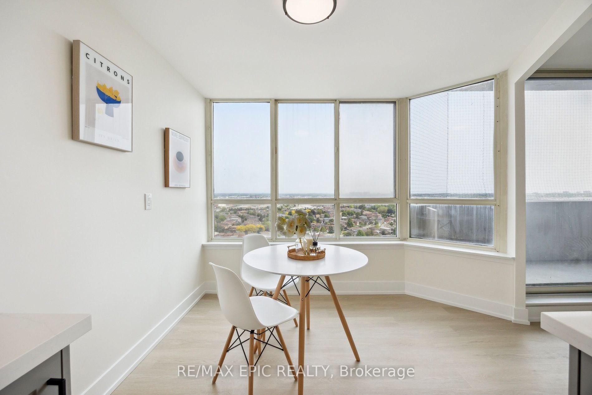WEDGEWOOD GROVE PENTHOUSE