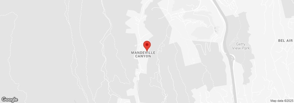 3100 Mandeville Canyon Rd