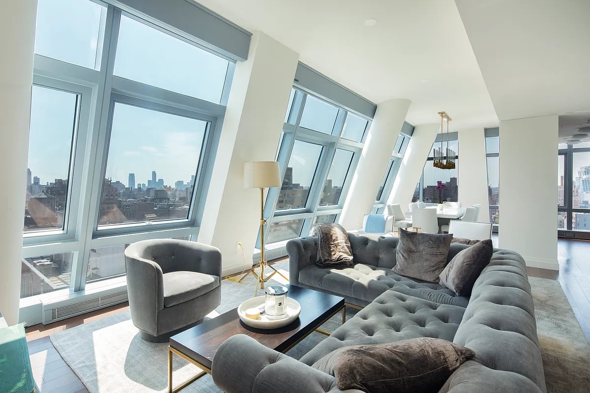 35 W 15th St, #15C