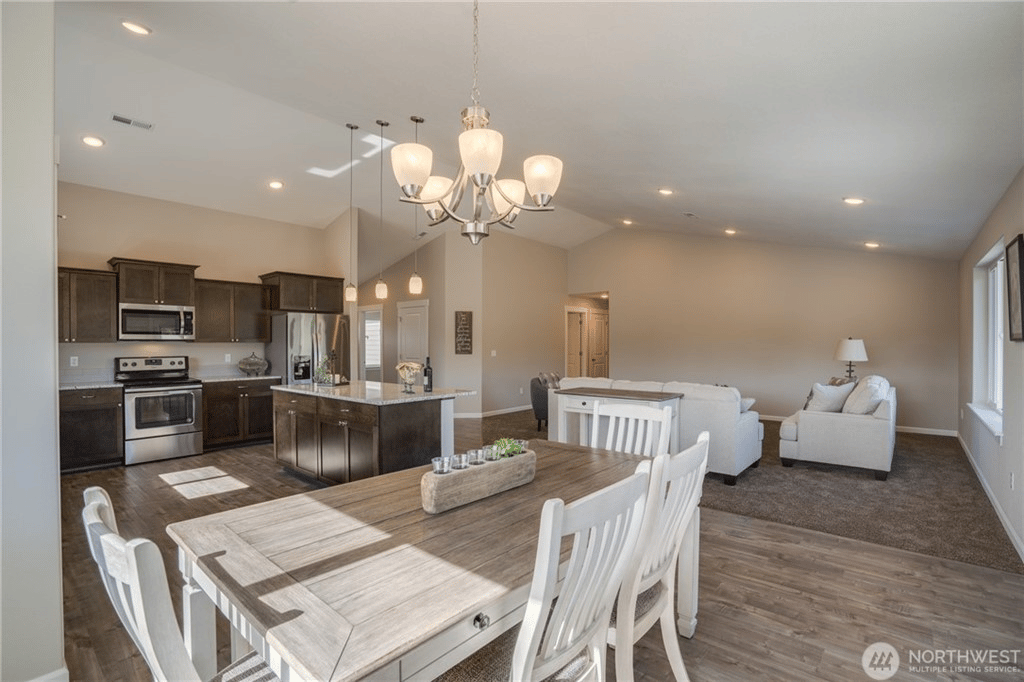 36 Manzanita Dr