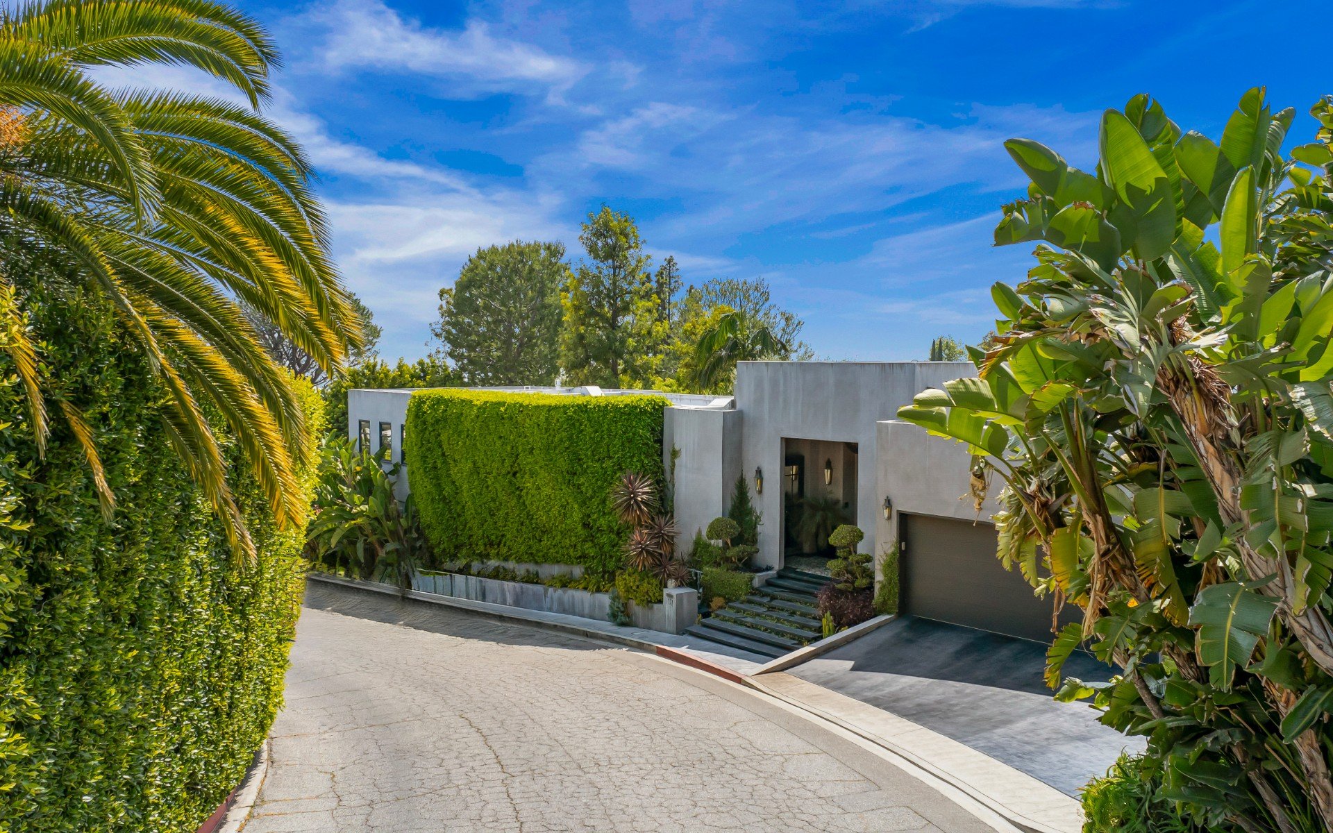 1457 Blue Jay Way