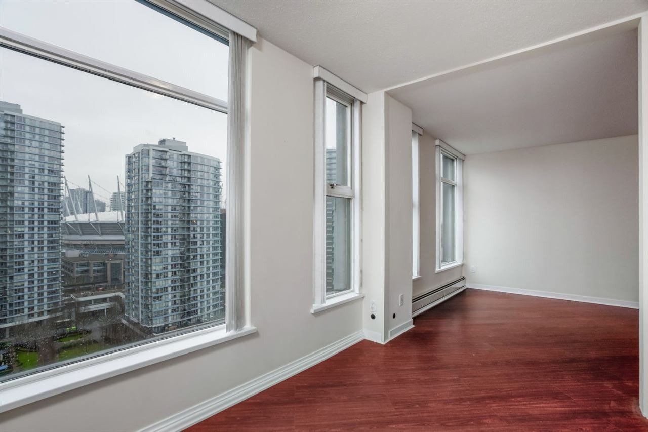 1009 Expo Blvd, #2009