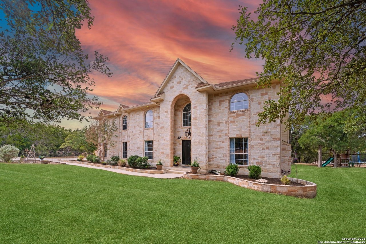 222 Coneflower Dr