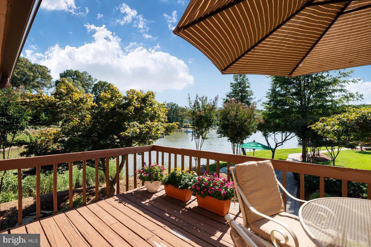 88 E Lake Dr