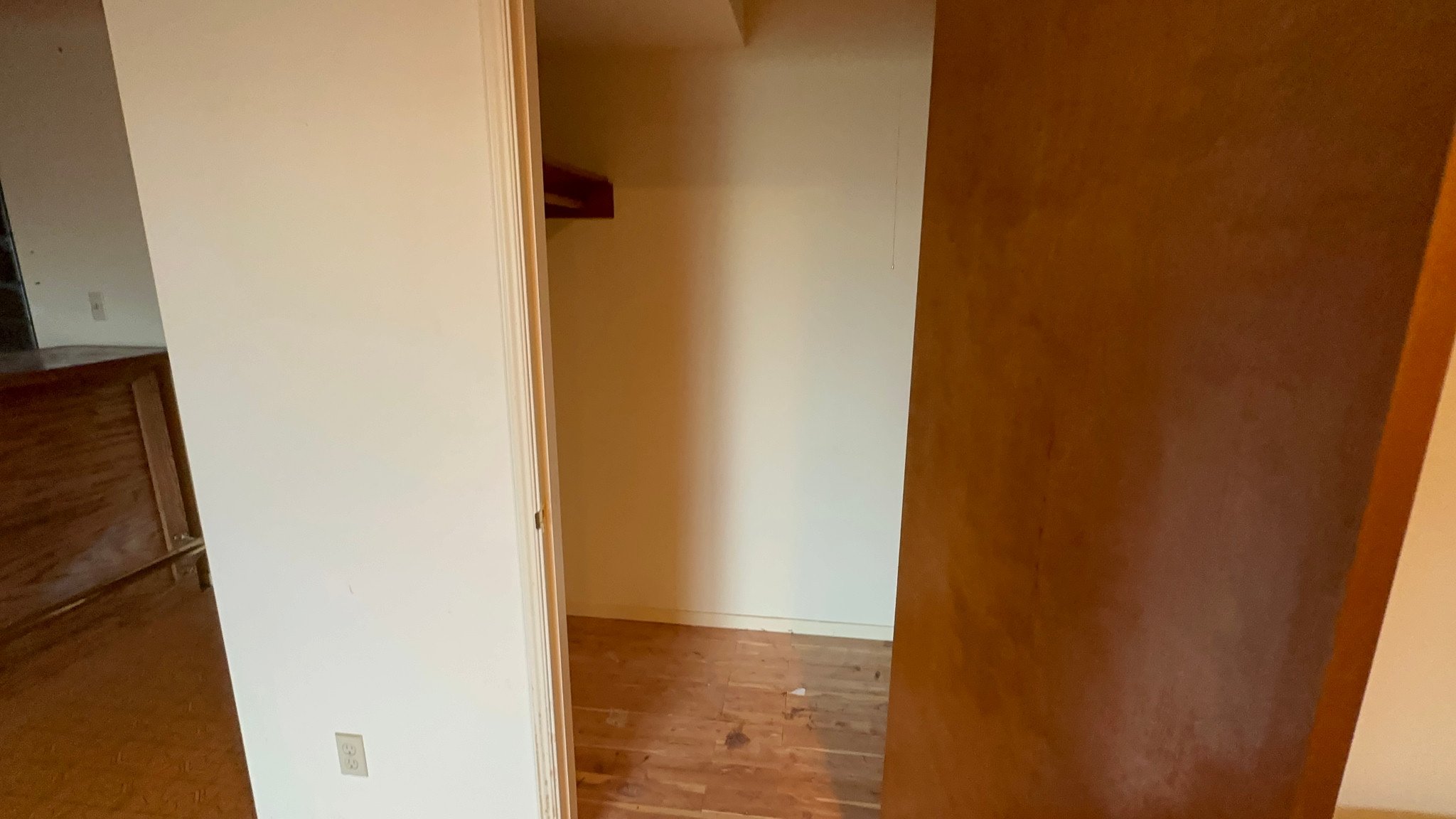 2483 37th Avenue · Photo 34