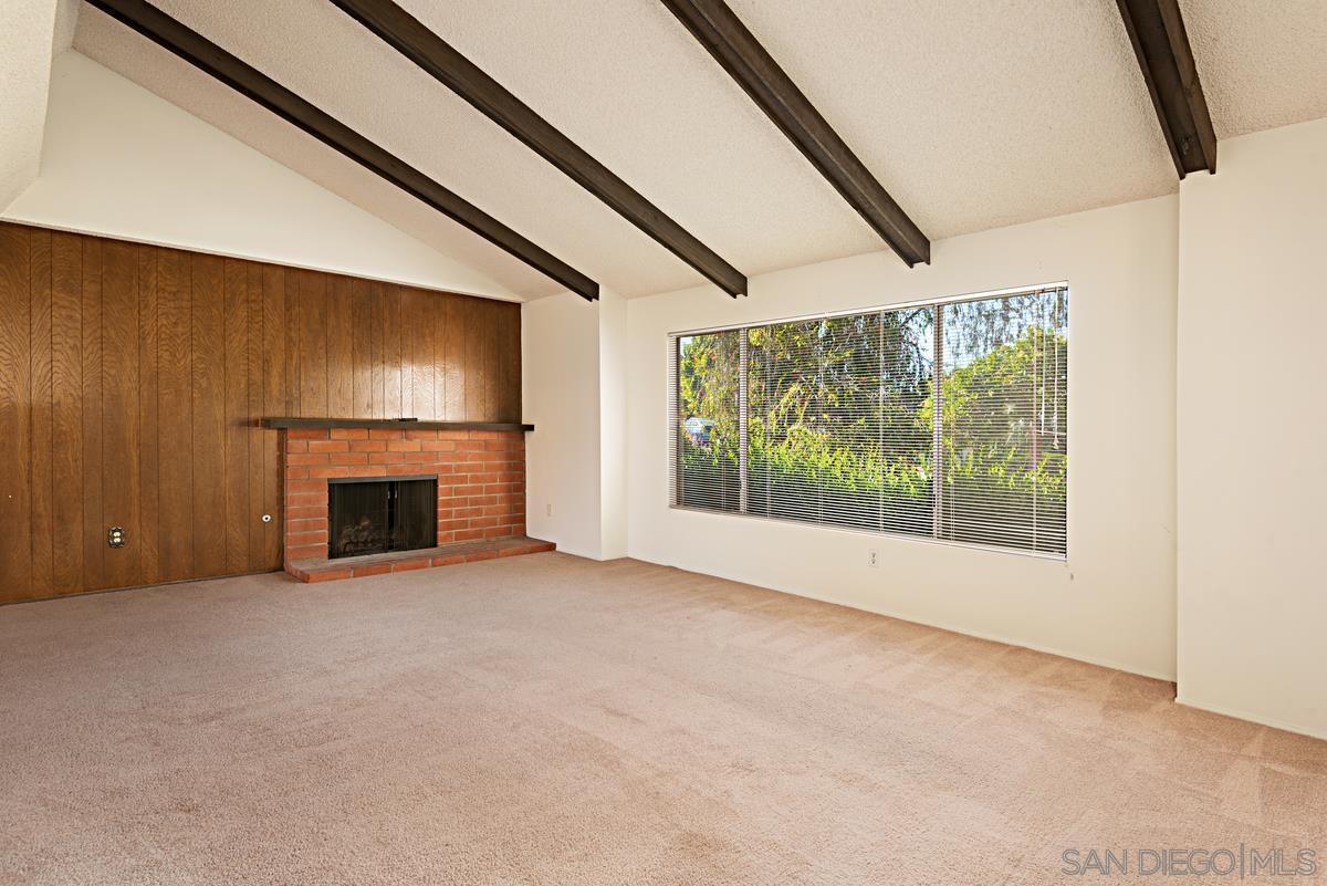 640 Banjo Ct