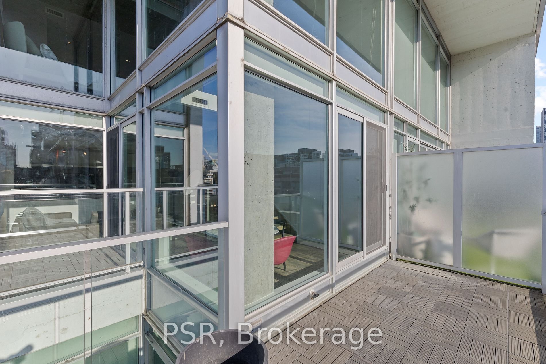 PENTHOUSE IN THE HEART OF KING WEST