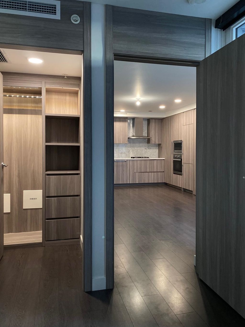 455 SW Marine Dr, #607
