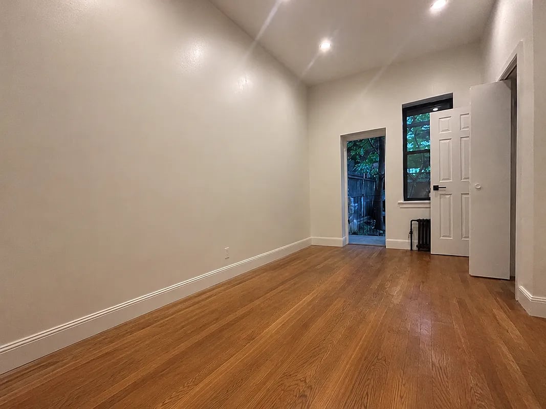 771 4th Avenue #1L