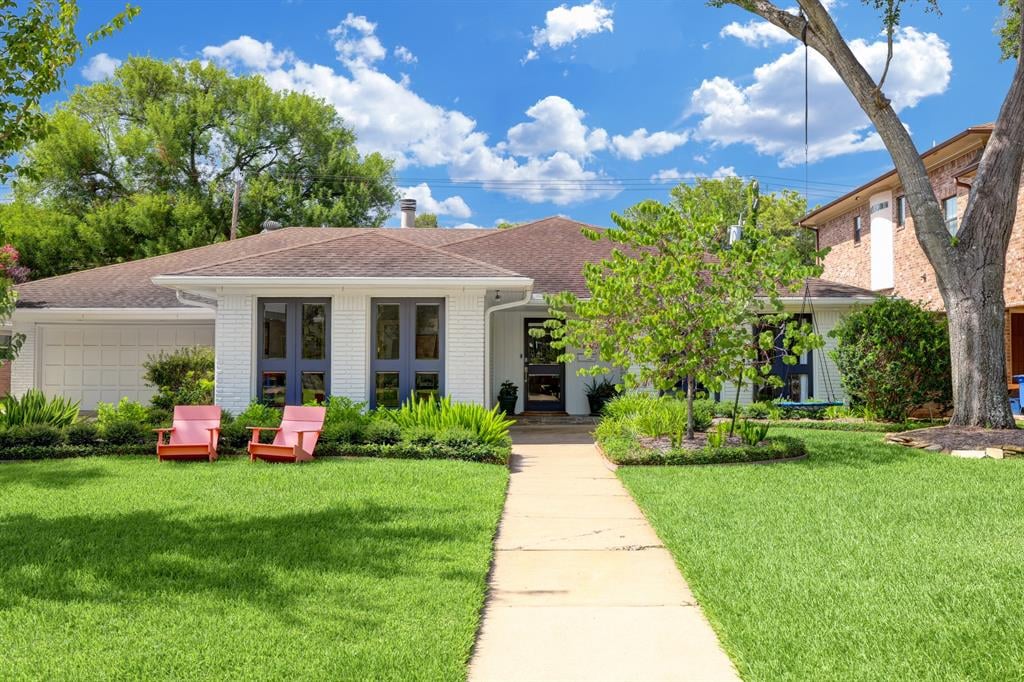 6242 Chevy Chase Dr