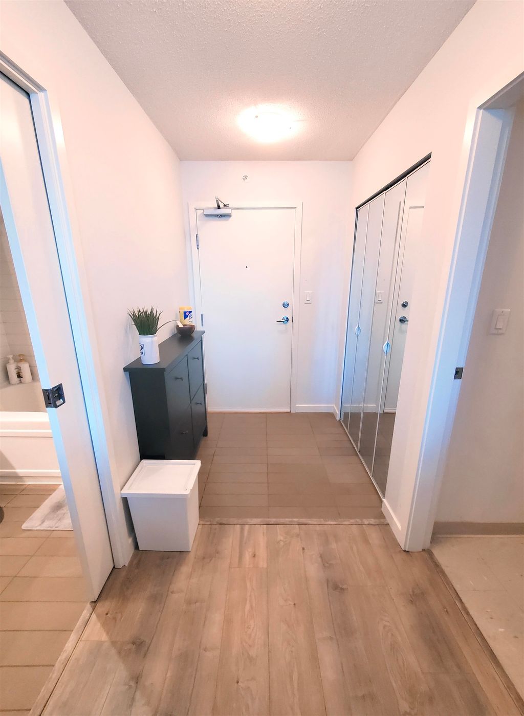 233 Robson St, #2309