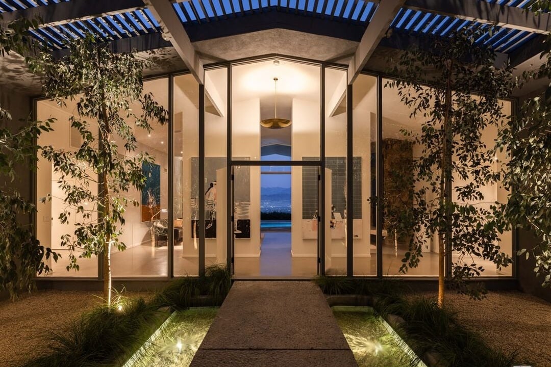 Crownfall Reserve, Edwin Dr, 90046