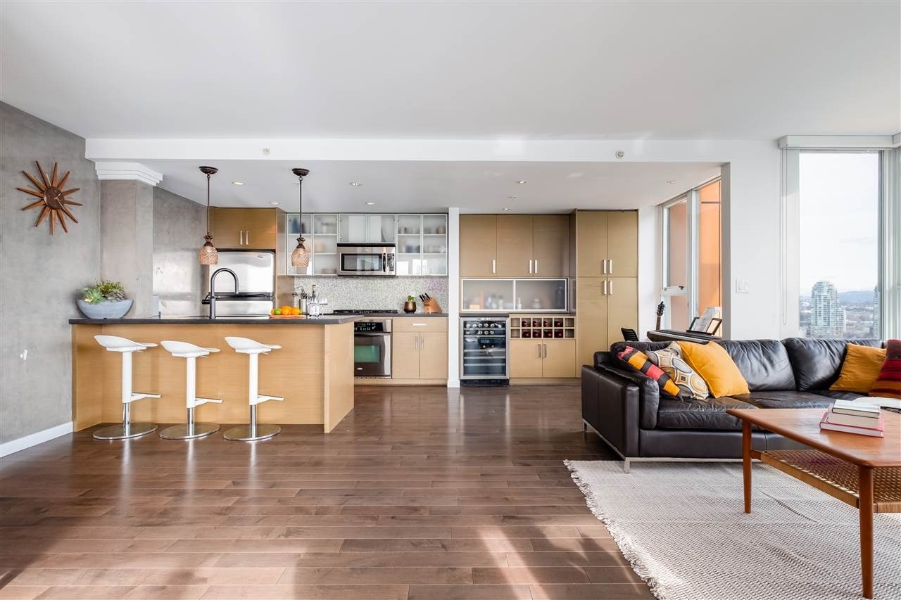 33 Smithe St, #2203