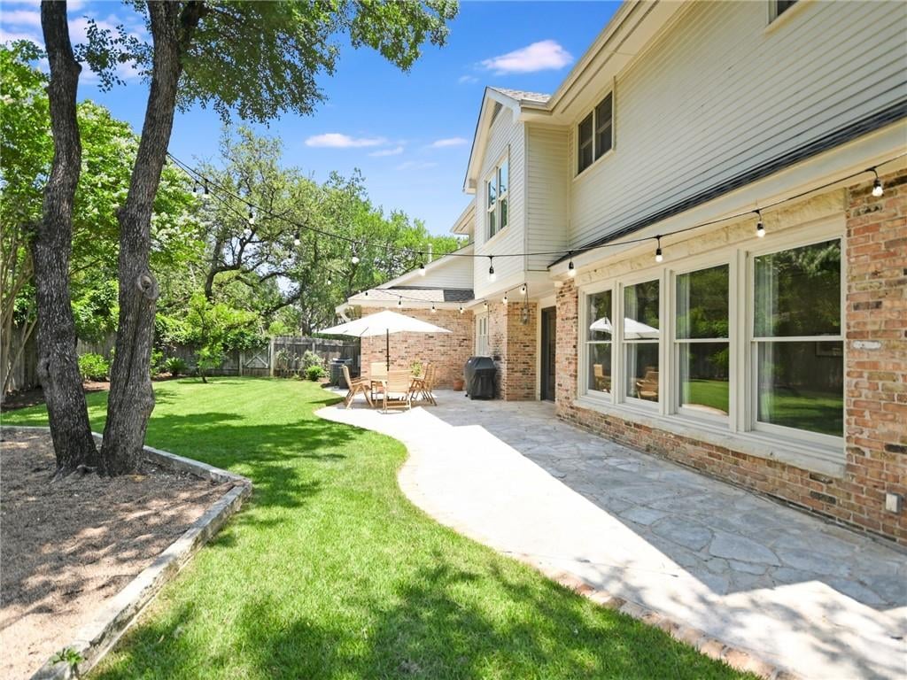 3303 Park Hills Drive