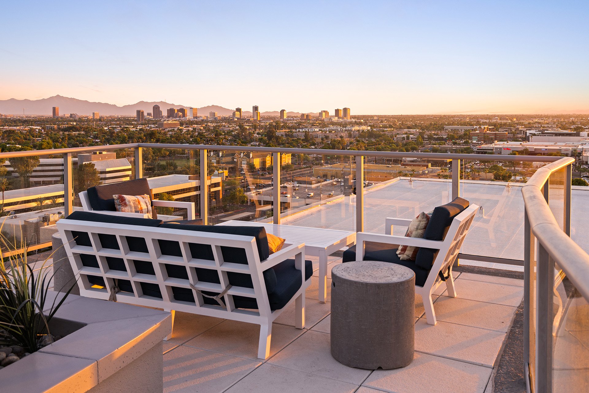 2211 E CAMELBACK Road 902