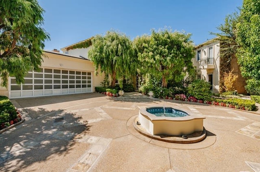 Summit Estate