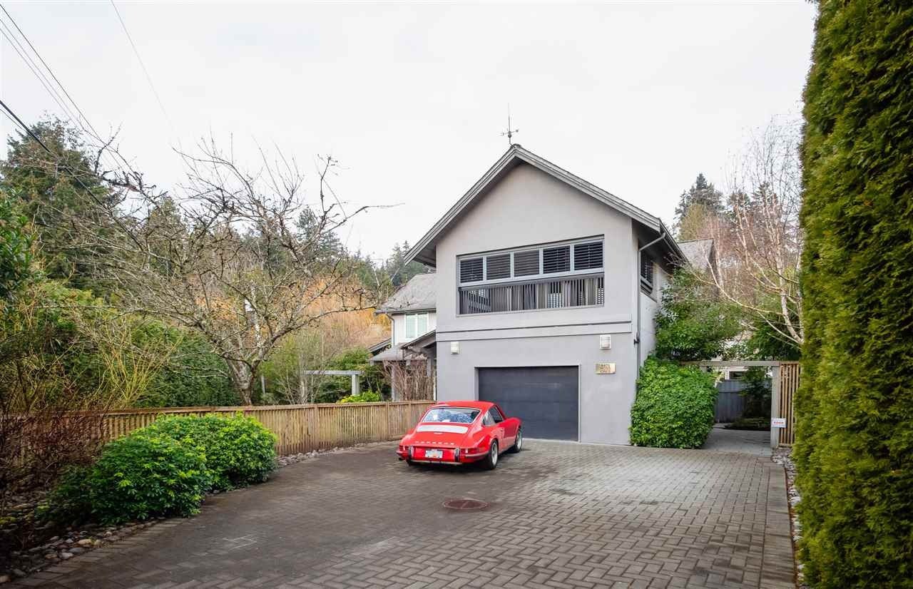 4475 Ross Crescent