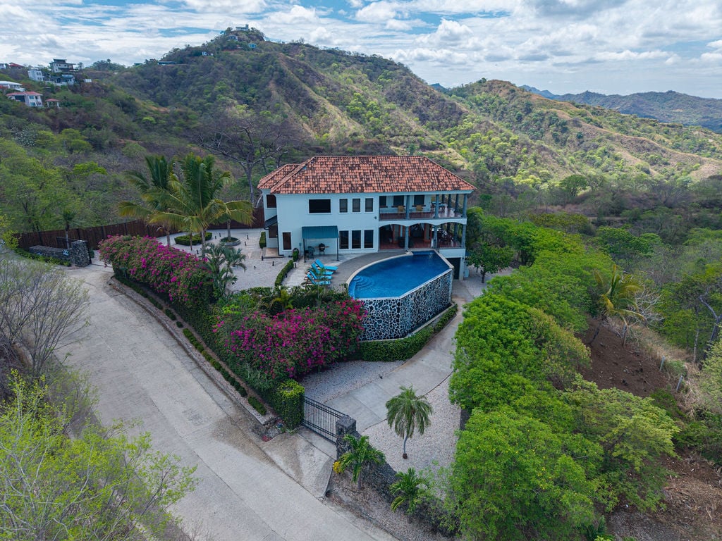 Casa de Estrellas | Elegant 4BR Ocean View Home in Pacific Heights, Potrero