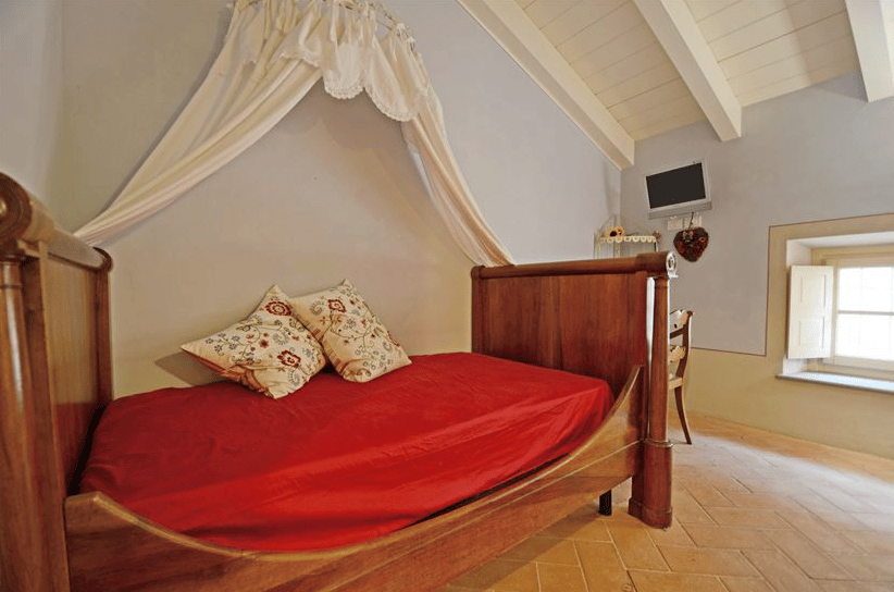 Charming Villa for Sale in Tuscany