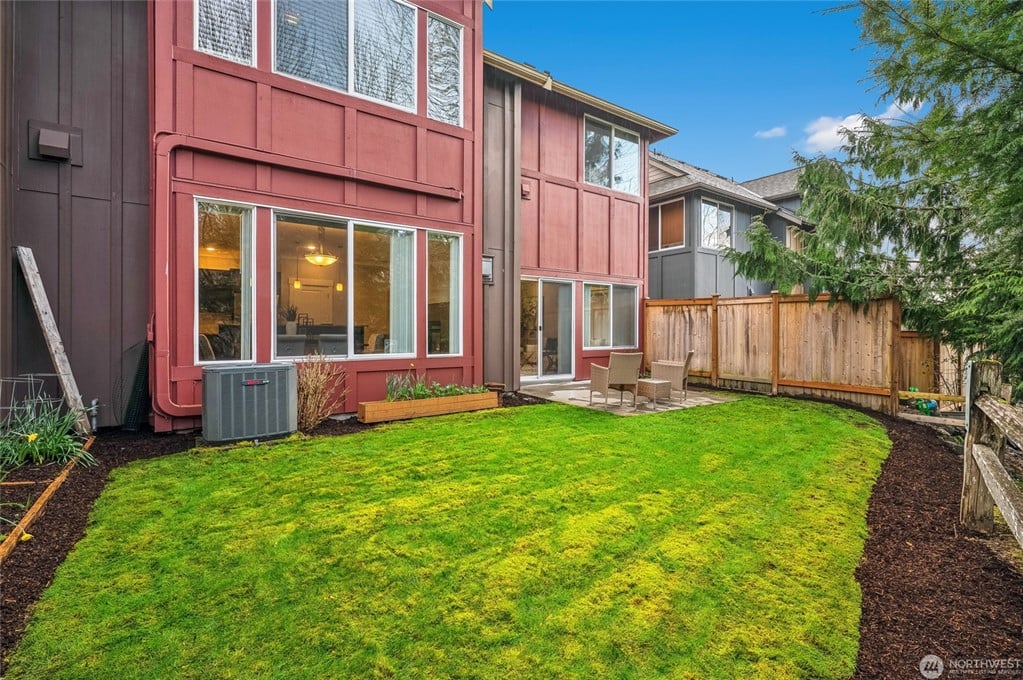 900 228th Avenue NE Unit: 16C