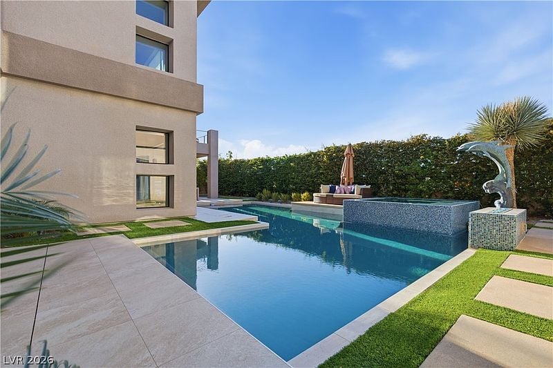 2790 La Bella Ct